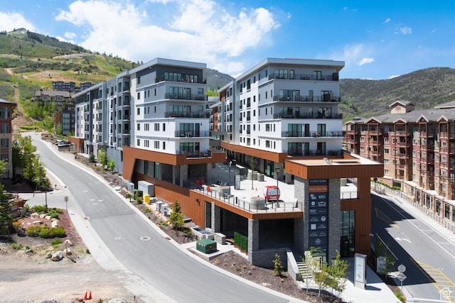 2417 W High Rd Unit 1504, Park City, UT 84098 - view of apartment building / complex with a mountain view