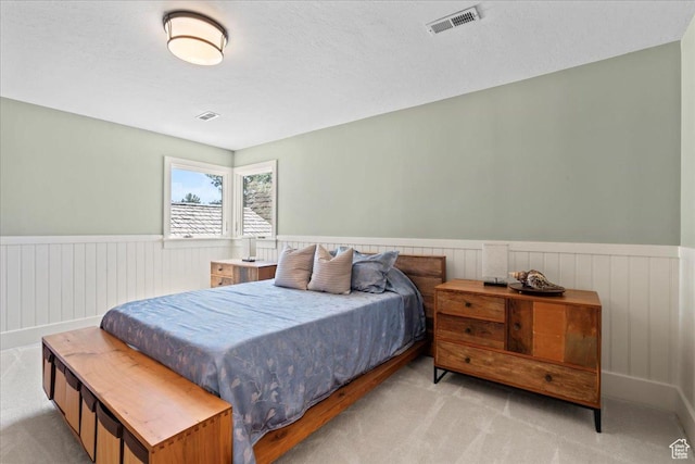 3 Dawn Hill Dr, Sandy, UT 84092 - bedroom featuring wainscoting, carpet, and a textured ceiling