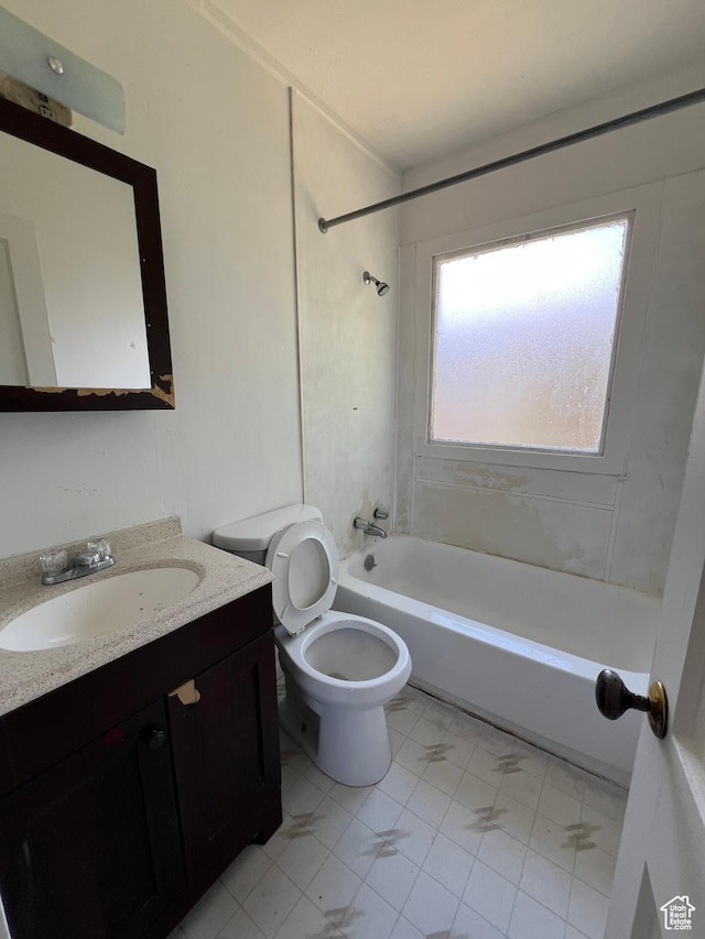 374 S 900 W, Cedar City, UT 84720 - full bath featuring vanity, toilet, and tub / shower combination