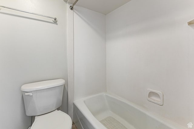 3380 S 930 W, Syracuse, UT 84075 - full bath with toilet and bathtub / shower combination