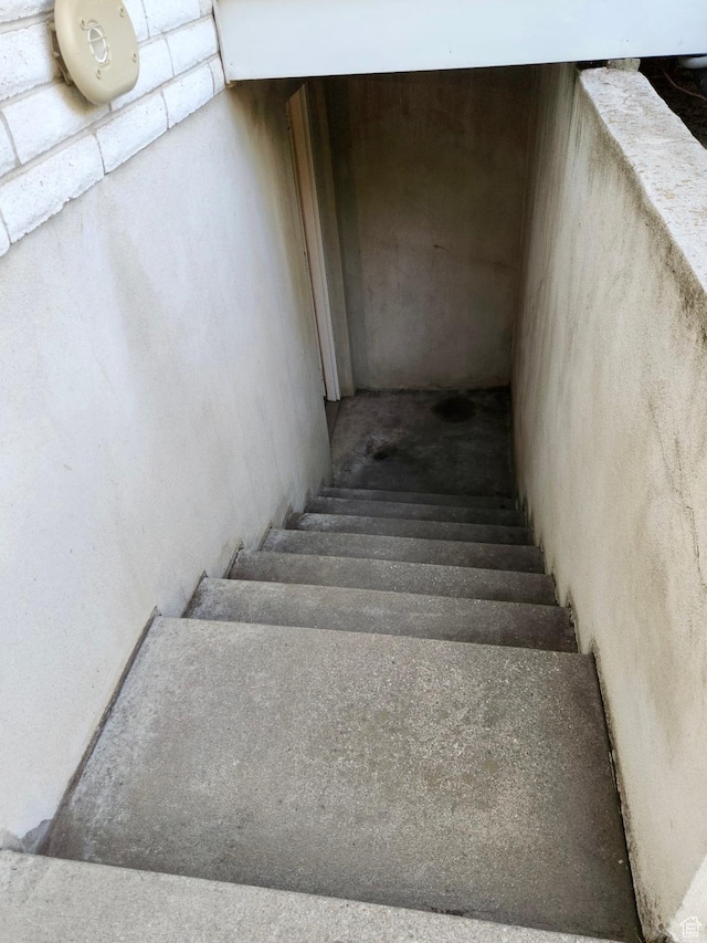 246 N 2800 E, Layton, UT 84040 - view of staircase