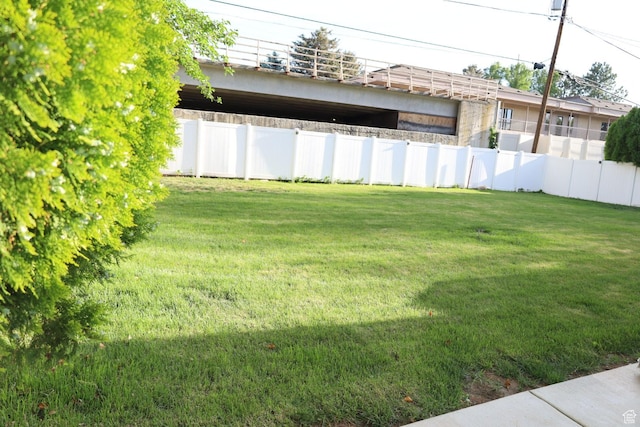 1834 E Cloverdale Rd S, Cottonwood Heights, UT 84121 - view of yard