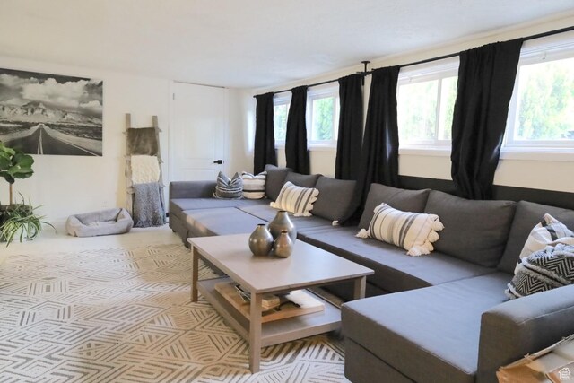 1834 E Cloverdale Rd S, Cottonwood Heights, UT 84121 - view of living room
