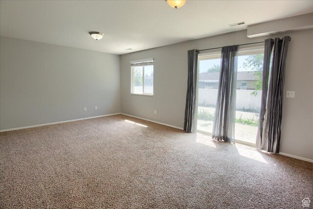 2086 S 50 E, Clearfield, UT 84015 - carpeted empty room with baseboards