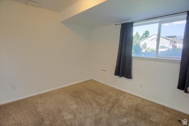 2086 S 50 E, Clearfield, UT 84015 - empty room featuring carpet and baseboards