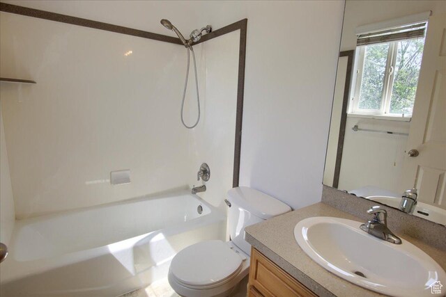 2086 S 50 E, Clearfield, UT 84015 - full bathroom featuring toilet, vanity, and shower / bath combination