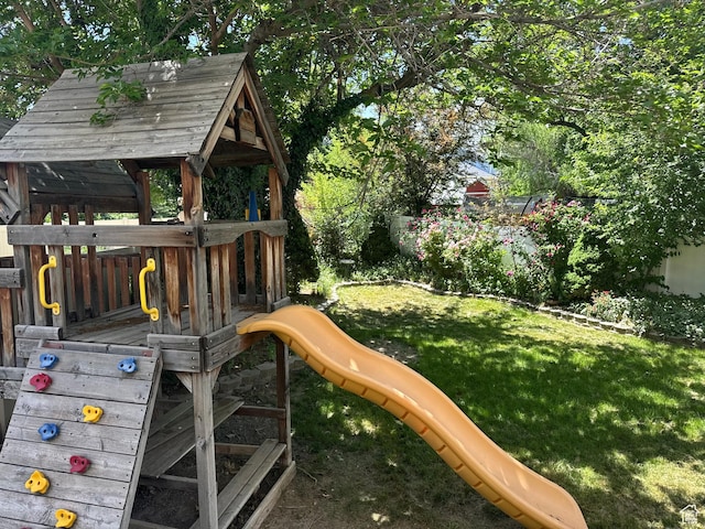 9152 S Cripple Creek Cir W, West Jordan, UT 84088 - view of playground featuring a yard