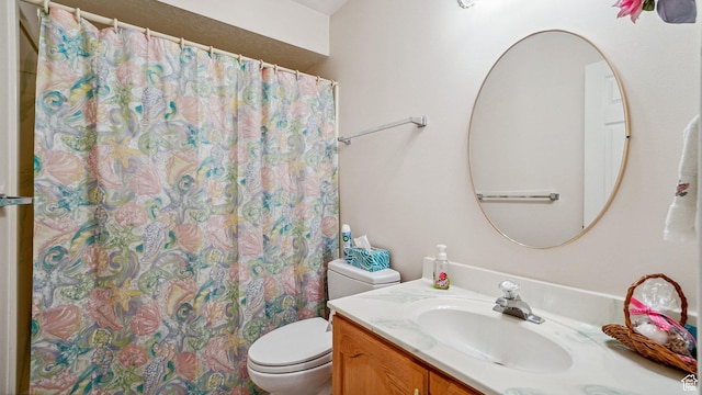 677 E 110 N, Heber City, UT 84032 - bathroom featuring vanity, toilet, and a shower with shower curtain