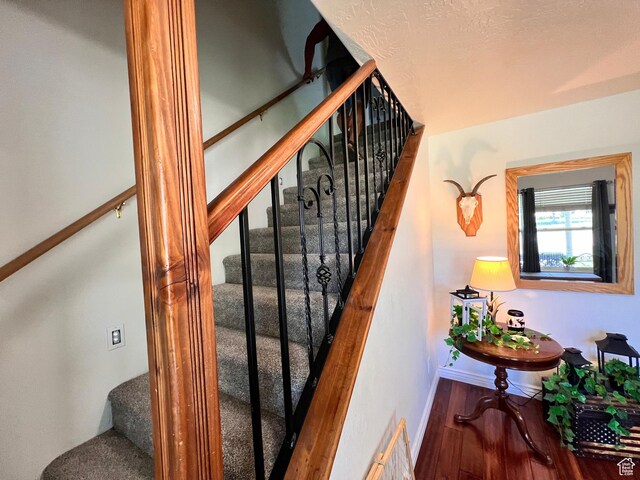 505 W 300 N, Orangeville, UT 84537 - stairs with wood finished floors and baseboards