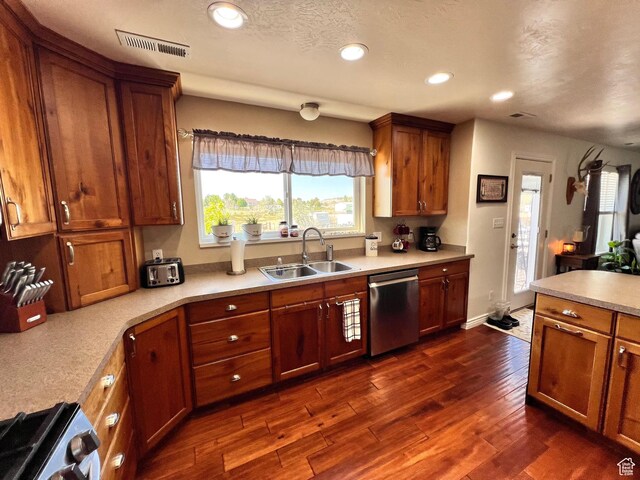 505 W 300 N, Orangeville, UT 84537 - kitchen featuring dishwasher, a sink, range with gas stovetop, recessed lighting, and dark wood finished floors