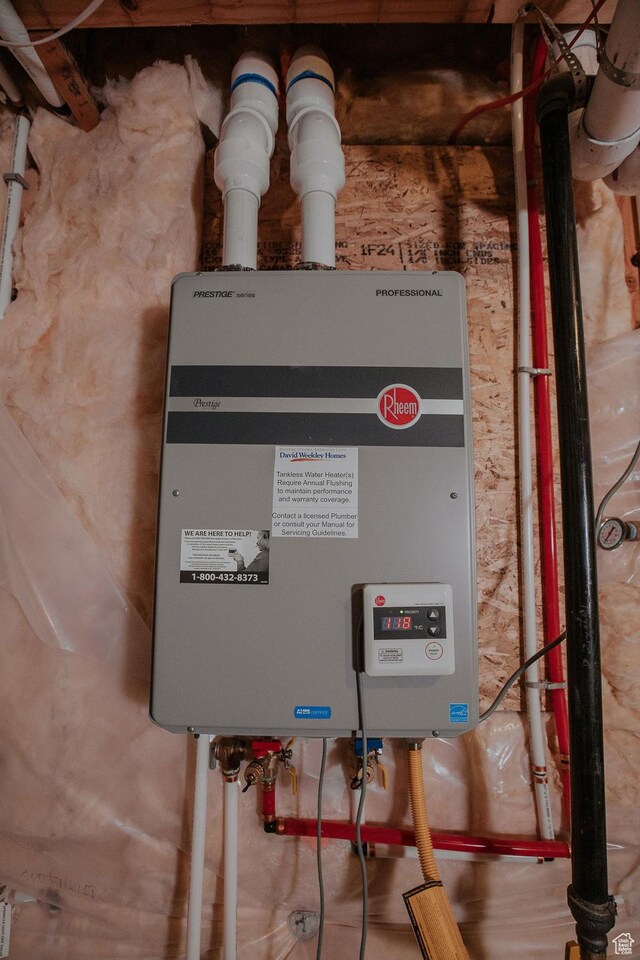 5028 W Lake Terrace Ave, South Jordan, UT 84009 - utilities featuring tankless water heater