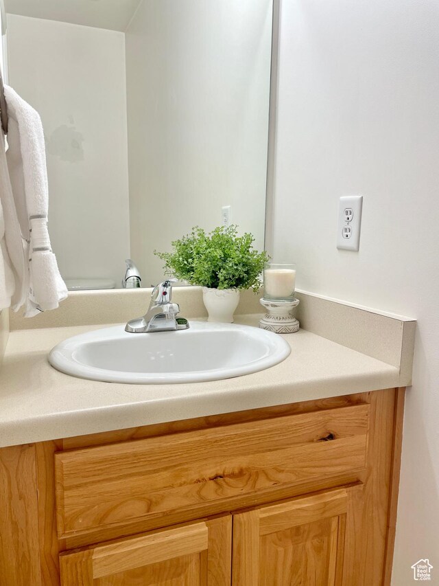 652 W 800 N Unit 112, Clinton, UT 84015 - bathroom with vanity