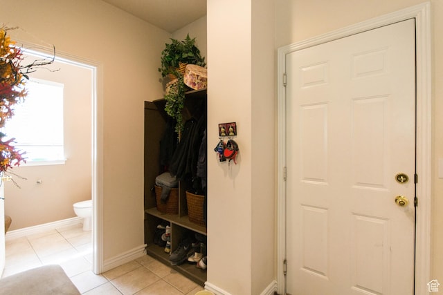 274 E Park Knoll Cir, Sandy, UT 84070 - mudroom with light tile patterned floors and baseboards