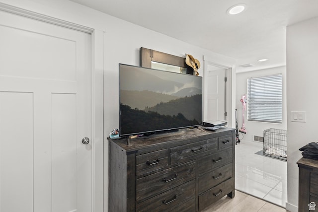 1725 N State St, Sigurd, UT 84657 - living room featuring recessed lighting