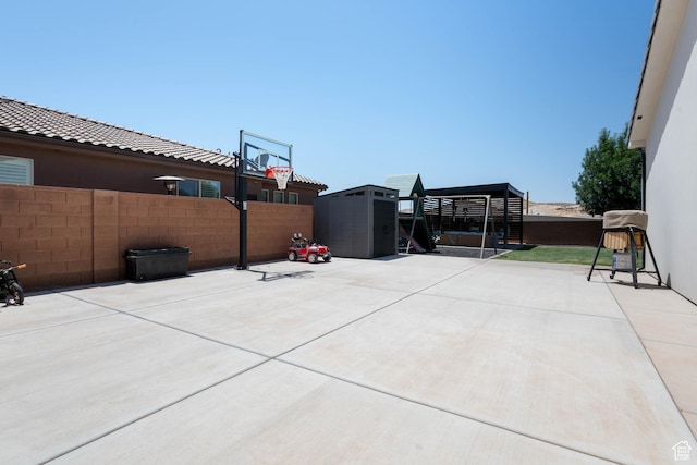 3322 S 2240 E, St George, UT 84790 - fenced backyard with a patio