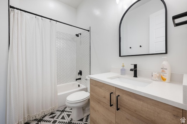3322 S 2240 E, St George, UT 84790 - bathroom with vanity, toilet, and shower / bath combination with curtain