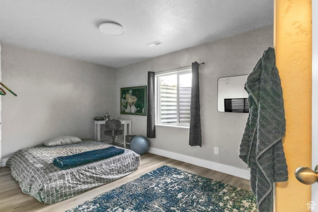 276 N Elk Ridge Dr, Elk Ridge, UT 84651 - bedroom with wood finished floors and baseboards