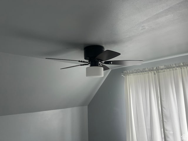 2717 S Orchard Dr, Bountiful, UT 84010 - detailed view of ceiling fan and a textured ceiling