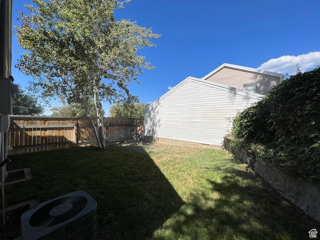 2717 S Orchard Dr, Bountiful, UT 84010 - view of yard with central AC