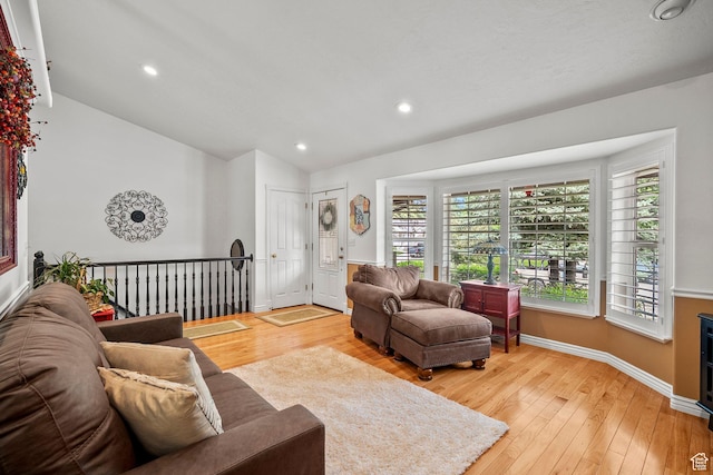 896 E 380 N, Heber City, UT 84032 - living room featuring vaulted ceiling, light wood-style floors, baseboards, and recessed lighting
