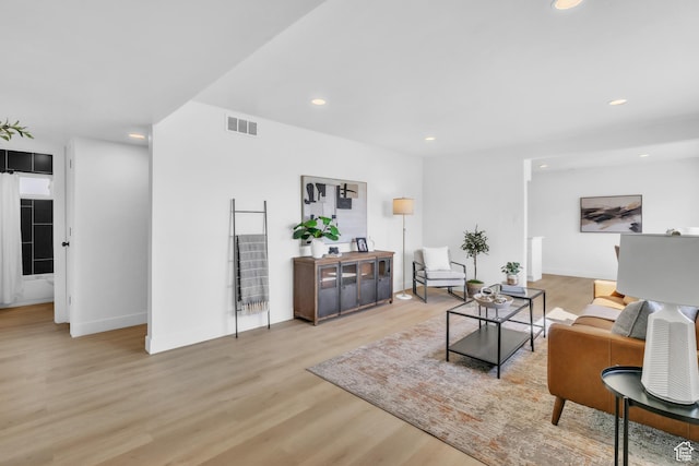 4970 S 4720 W, Kearns, UT 84118 - living area featuring light wood-style flooring, recessed lighting, and baseboards