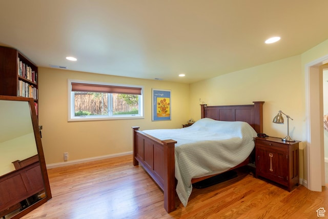 3555 E Hermes Dr S, Salt Lake City, UT 84124 - bedroom with light wood-style floors, baseboards, and recessed lighting
