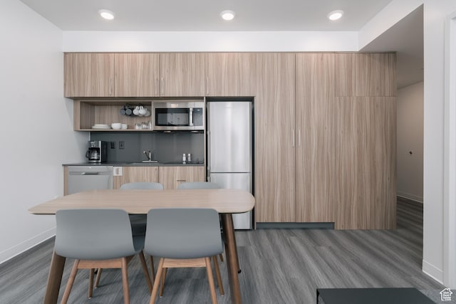 2670 Canyons Resort Dr Unit 113, Park City, UT 84098 - dining room featuring dark wood-style floors, baseboards, and recessed lighting