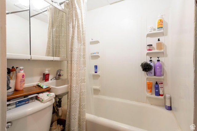 237 S 1100 E, Salt Lake City, UT 84102 - bathroom featuring shower / bath combo and toilet