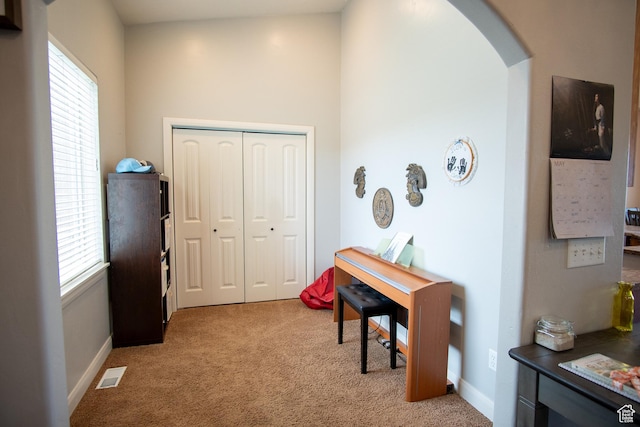 286 E 850 N, Richfield, UT 84701 - office space with light colored carpet, healthy amount of natural light, and arched walkways