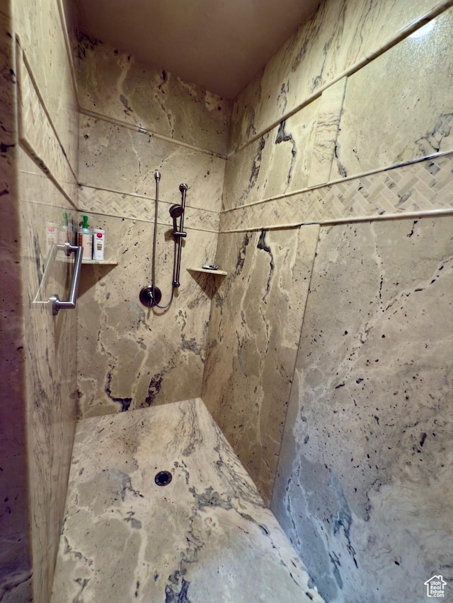3322 N 750 E, Lehi, UT 84043 - full bathroom featuring tiled shower