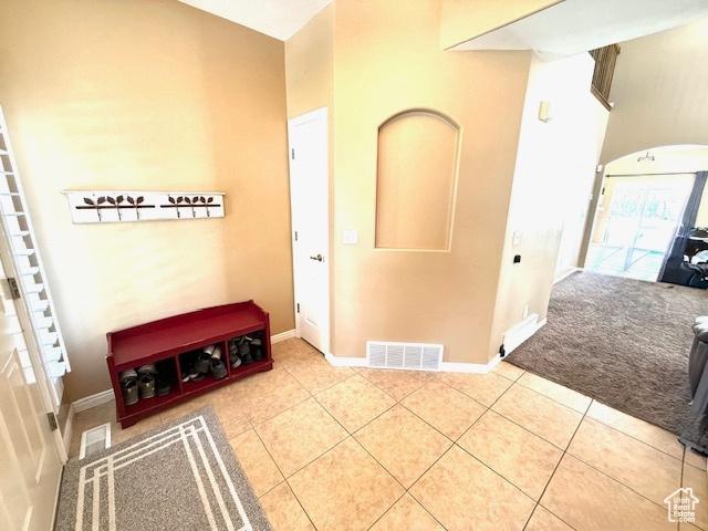 1093 S 1960 E, Spanish Fork, UT 84660 - tiled entrance foyer with plenty of natural light and baseboards