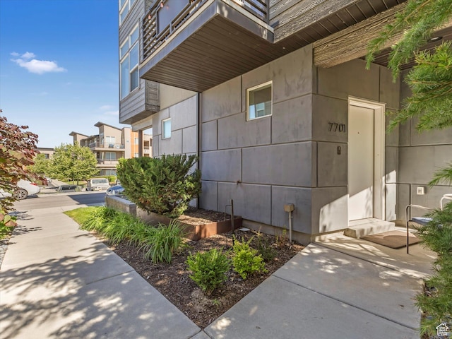 7701 S Navarro View Ct, Midvale, UT 84047 - view of side of property
