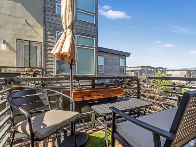 7701 S Navarro View Ct, Midvale, UT 84047 - view of balcony