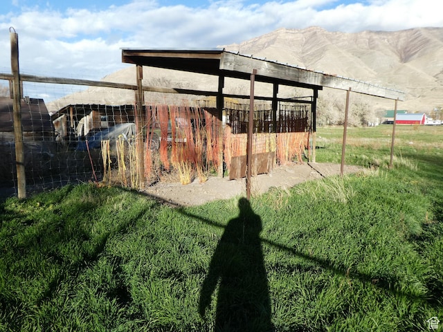 8260 N Mountain View Rd, Lake Point, UT 84074
