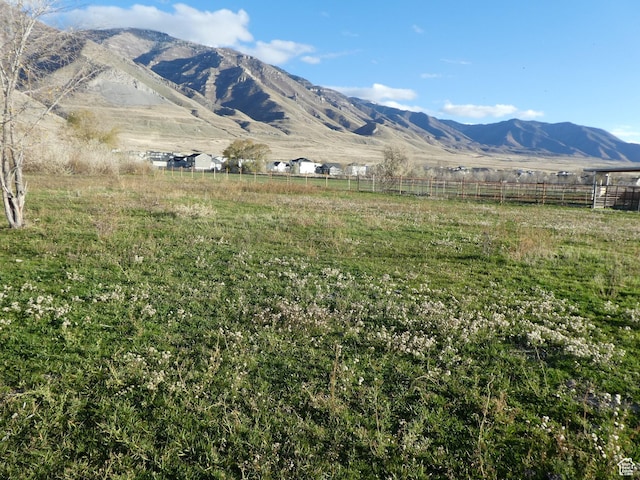 8260 N Mountain View Rd, Lake Point, UT 84074