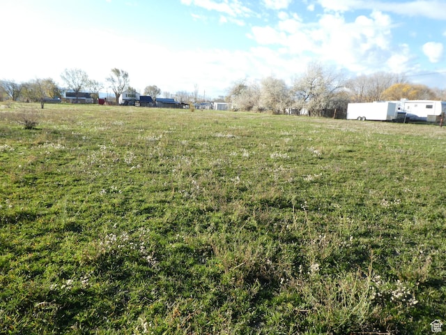 8260 N Mountain View Rd, Lake Point, UT 84074