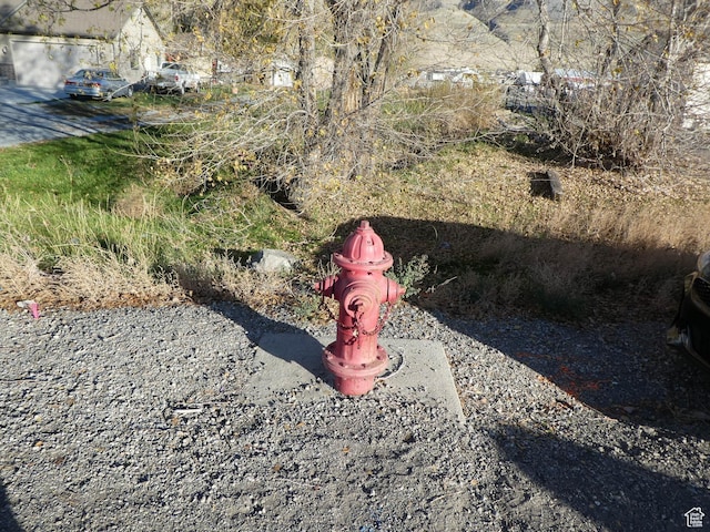 8260 N Mountain View Rd, Lake Point, UT 84074