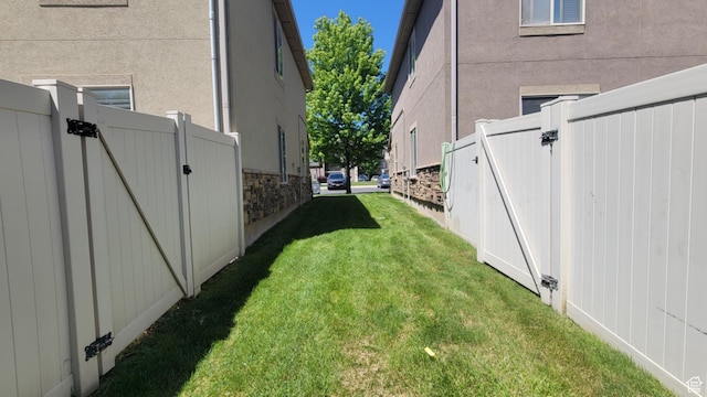 581 S 910 W Unit 86, Pleasant Grove, UT 84062 - view of yard featuring a gate