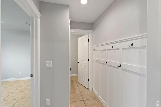 2167 W 2200 S, Syracuse, UT 84075 - hall with light tile patterned floors and baseboards