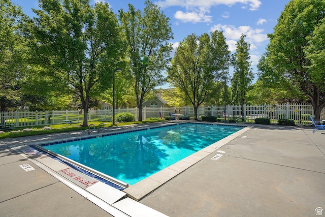 2082 W Jordan Villa Dr, West Jordan, UT 84088 - community pool with a patio area