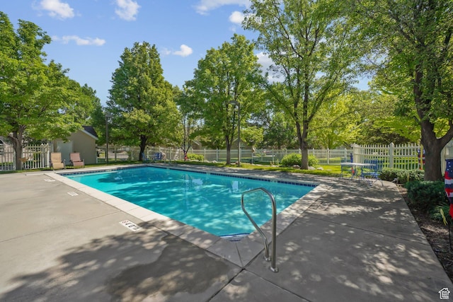 2082 W Jordan Villa Dr, West Jordan, UT 84088 - community pool with a patio