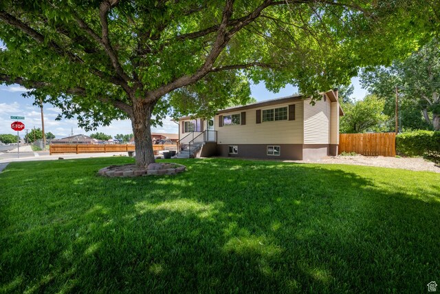 392 N 600 E, Roosevelt, UT 84066 - view of yard