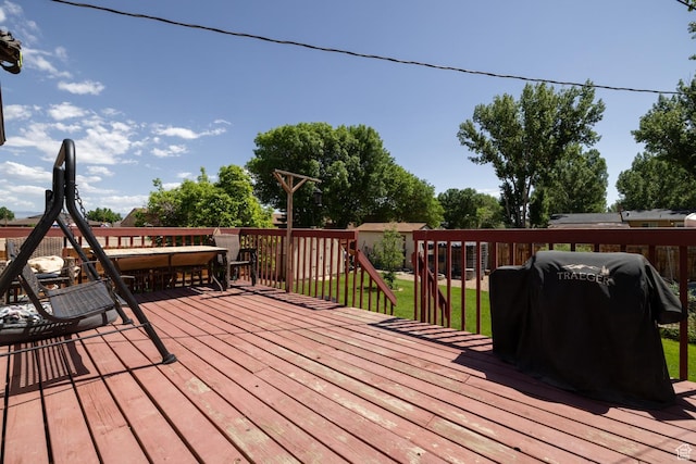 392 N 600 E, Roosevelt, UT 84066 - deck with grilling area and a yard