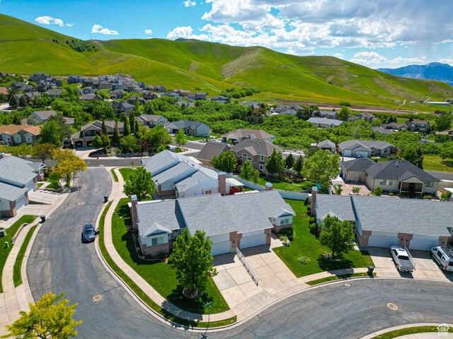 584 S Oak Ln, Tooele, UT 84074 - aerial perspective of suburban area featuring a mountain backdrop