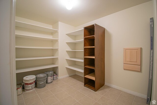 584 S Oak Ln, Tooele, UT 84074 - view of pantry