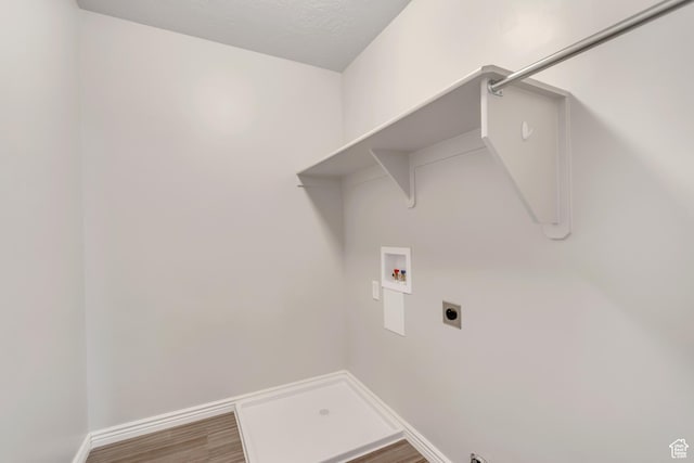 1909 E 280 S, Spanish Fork, UT 84660 - laundry room with washer hookup, electric dryer hookup, wood finished floors, and baseboards