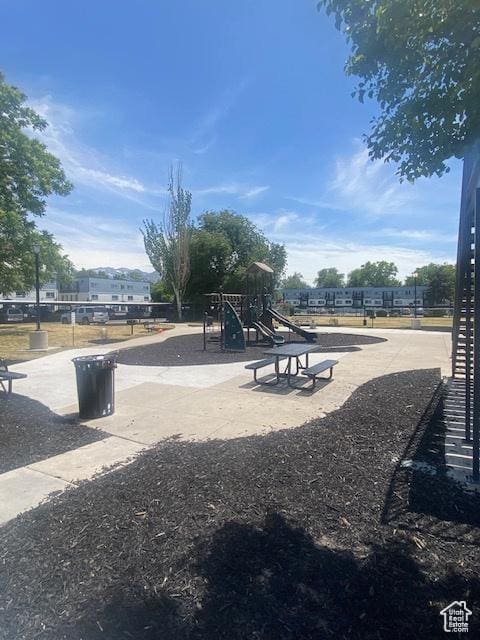 350 E 700 S Unit K102, Salt Lake City, UT 84111 - view of community playground