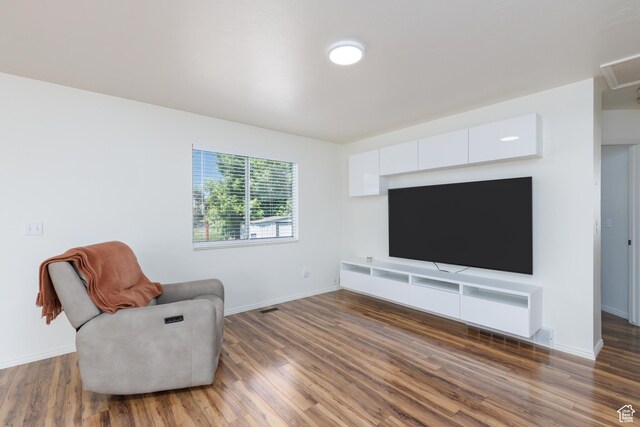 1199 E Pheasant View Dr, Layton, UT 84041 - living area with wood finished floors and baseboards