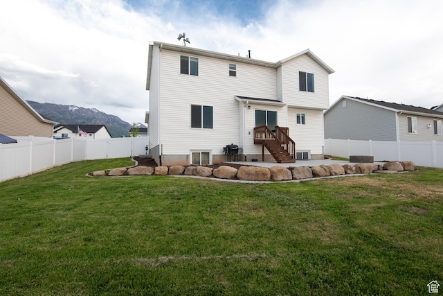 182 W Braeburn Ln, Santaquin, UT 84655 - back of property featuring a mountain view