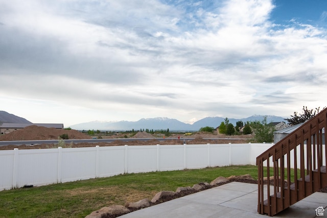 182 W Braeburn Ln, Santaquin, UT 84655 - view of yard featuring a mountain view and a patio